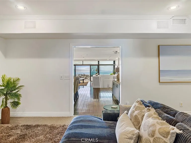 34403 Green Lantern St #2 — Photo 31