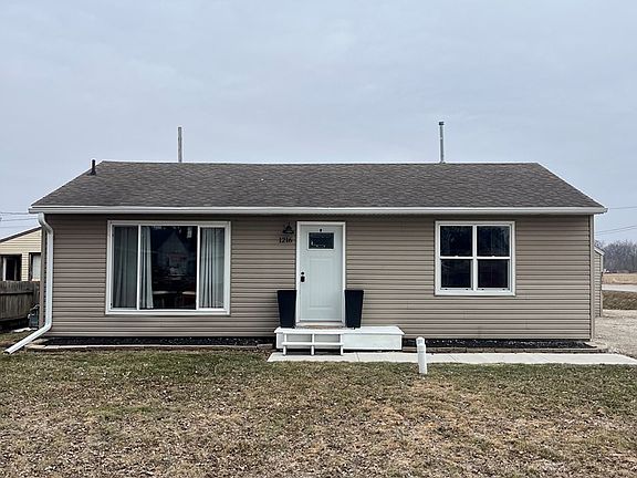 2nd image of 1216 Hamilton Rd