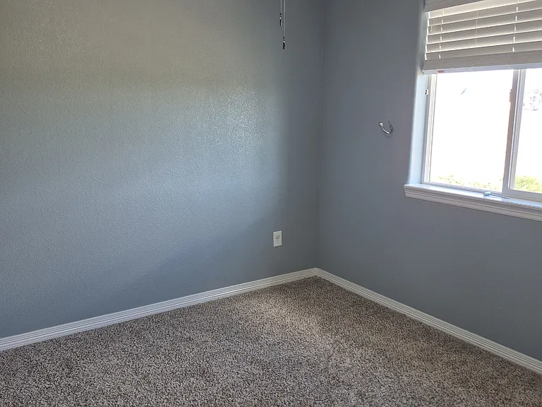 6941 Winnicut Dr — Photo 31