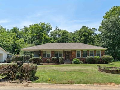 829 Twin Lake Dr, Birmingham, AL, 35215