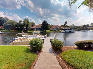 1334 Charter Ct E, Jacksonville, FL 32225