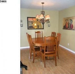 3rd image of 1351 Sommerset Cir