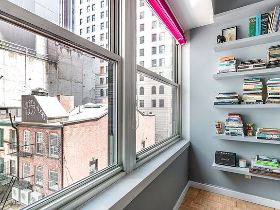 3rd image of 88 Greenwich St APT 413
