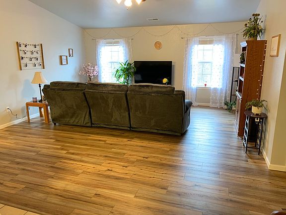 2nd image of 20933 Harbor Ln #B