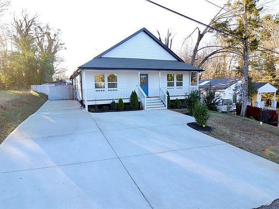 2nd image of 117 Phillips St