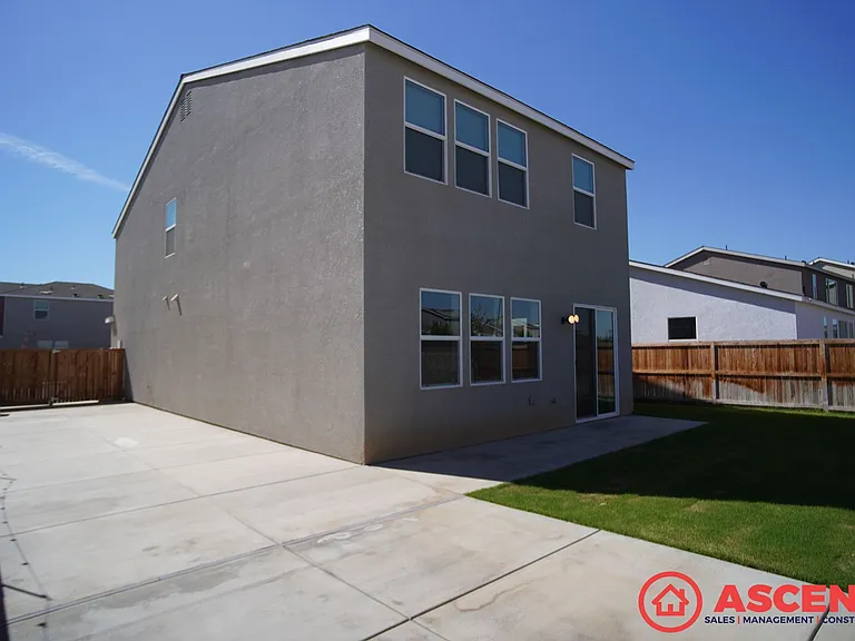 3316 Laurel Hill Ln — Photo 28