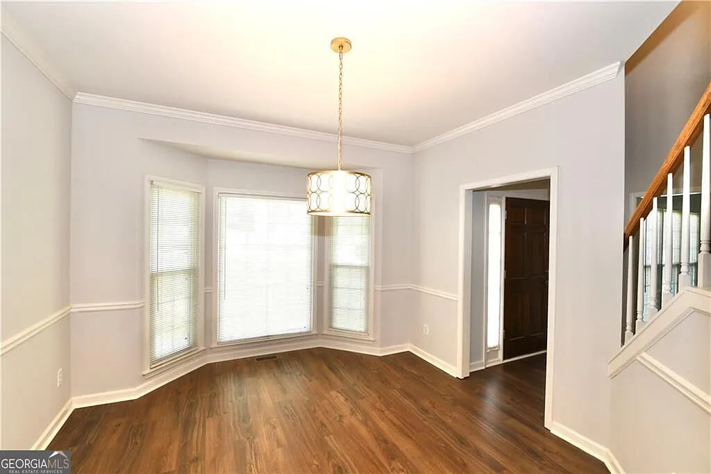 4 bed, 2.5 bath, 2196 sqft, $2,900 — Photo 4