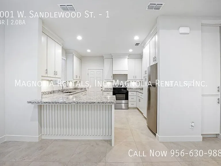 3001 W Sandlewood St #1 — Photo 4