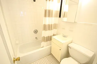 Rented by Dynamik Realty