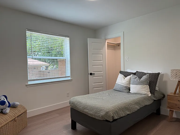 2731 Kimberly Dr — Photo 9