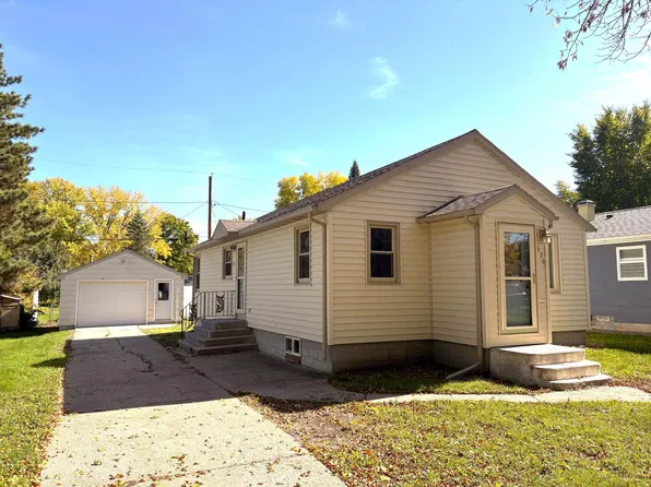 620 S 10th St, Montevideo, MN 56265