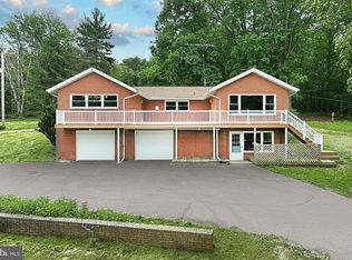 120A Beaver Creek Rd, Hanover, PA 17331