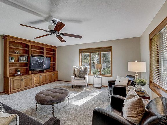 3rd image of 13758 Princeton Ct