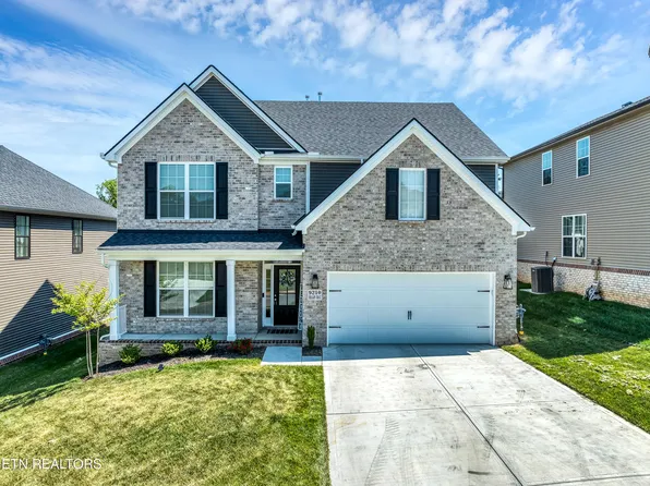 9210 Dragon Boat Rd, Knoxville, TN 37931