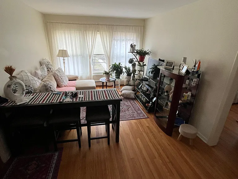 425 Laurel Ave #3 — Photo 5