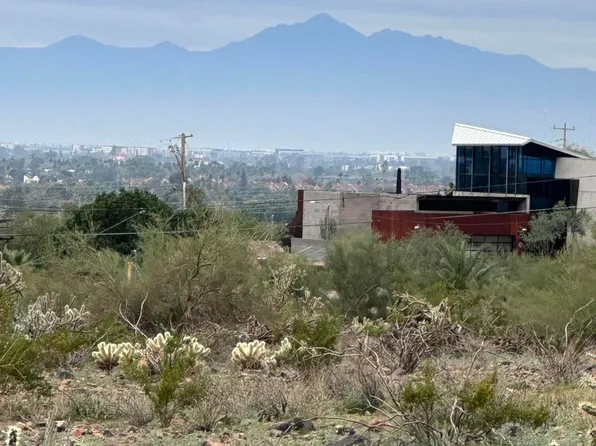 939 W MERCER Lane, Phoenix, AZ 85029