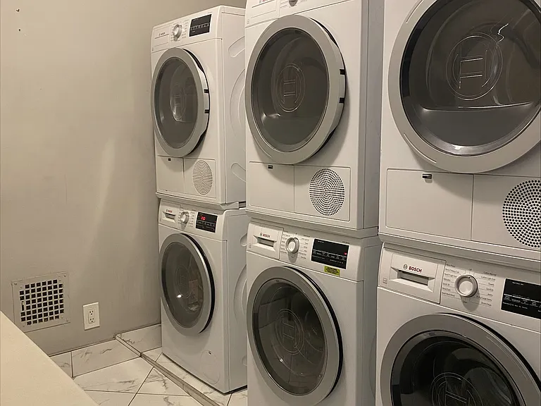 250 W 47th St #3B — Photo 5