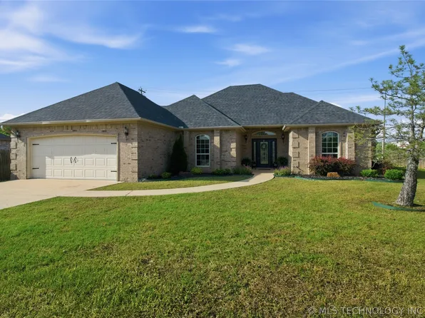 1515 Redwood Pl, Tahlequah, OK 74464