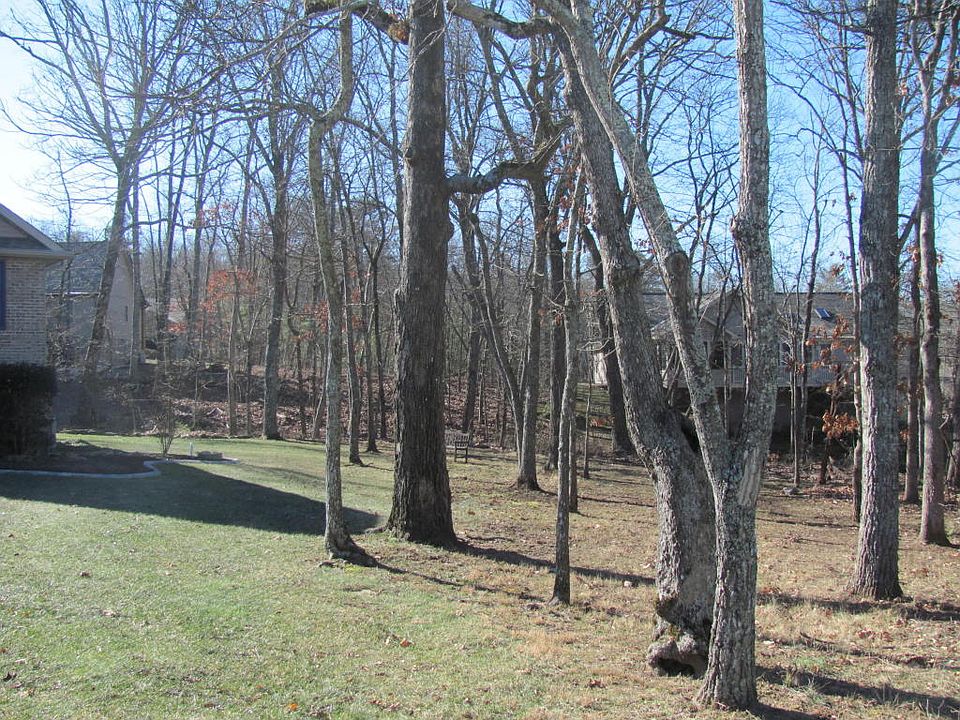 2nd image of 20 Trentwood Ct