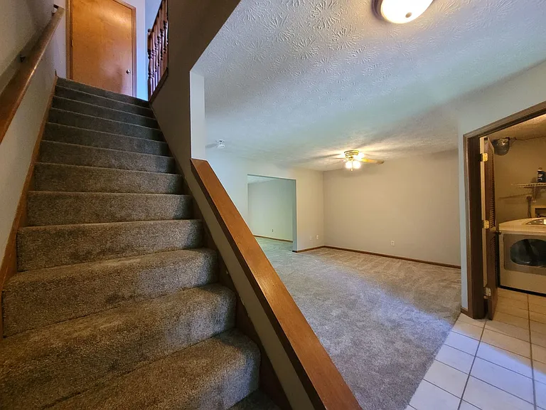 4333 Frontenac Dr — Photo 10