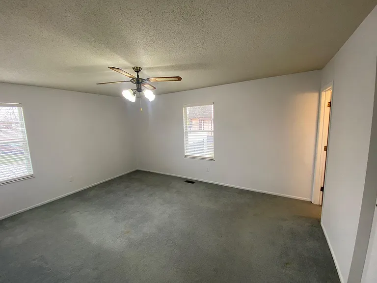 60 Dogwood Ln — Photo 15