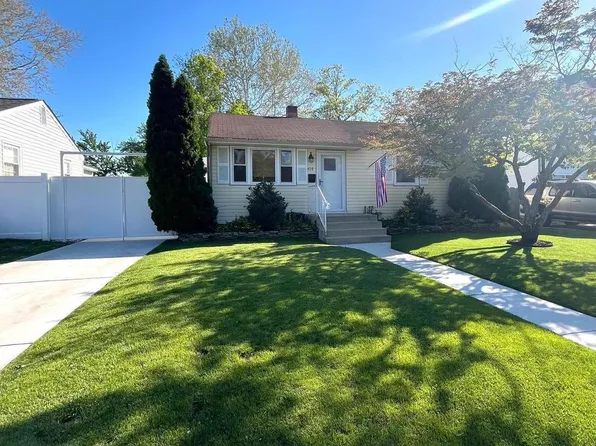 428 6th Ave, Lindenwold, NJ 08021
