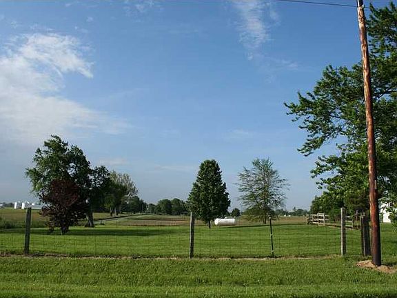 4th image of 2975 E County Road 550 S