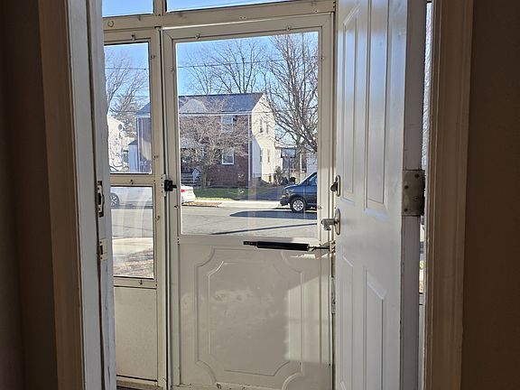 Enclosed entry