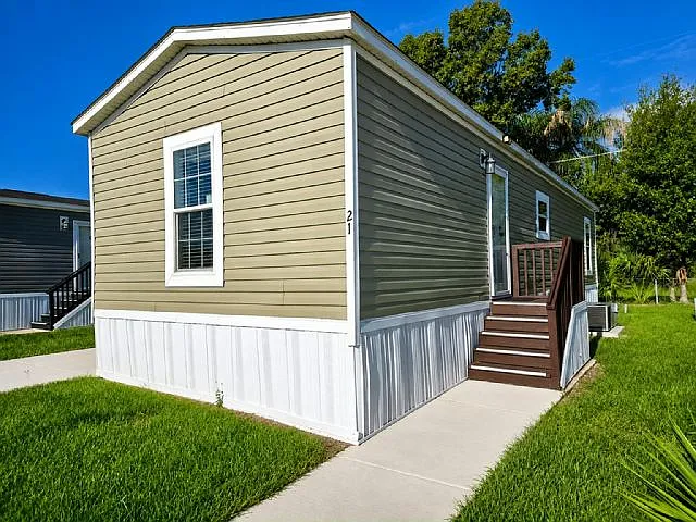 21 Stebbins Dr #21 — Photo 6