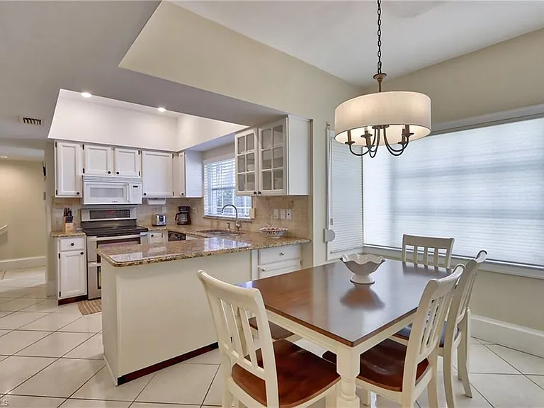 5916 Chanteclair Dr #8 — Photo 8