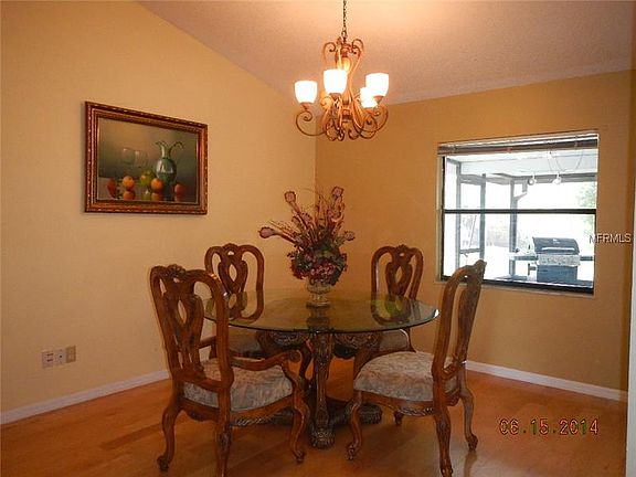4th image of 272 Loma Bonita Dr