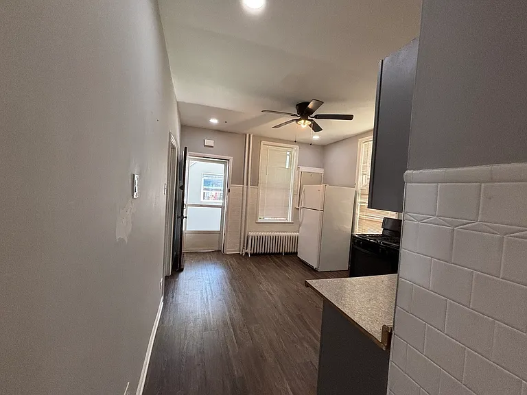 3053 N Elbridge Ave #1-F — Photo 10