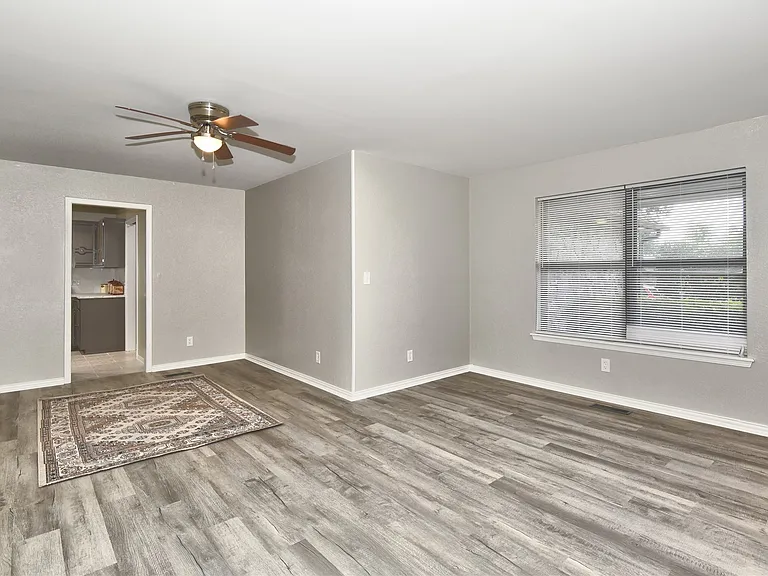 9402 S 69th East Ave — Photo 5