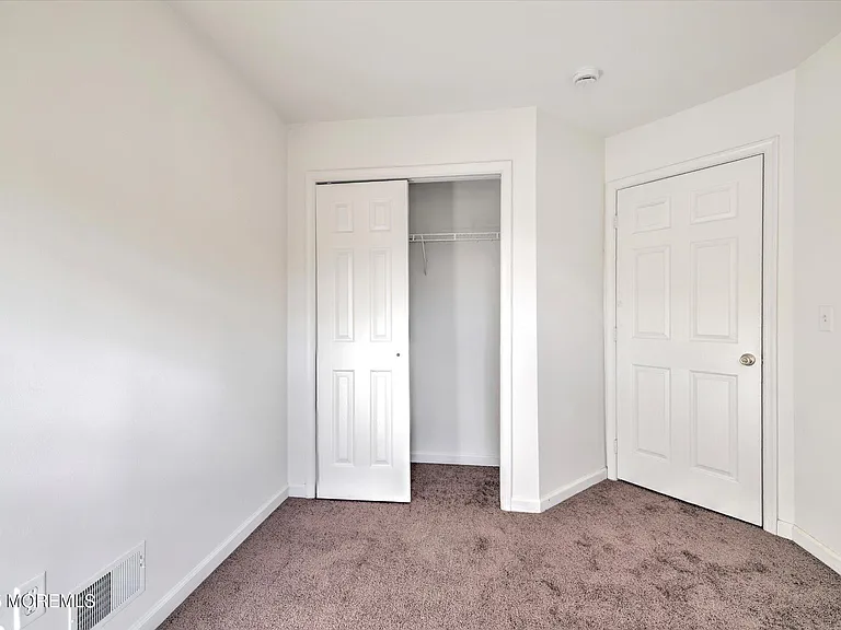18 Esplanade Way — Photo 31