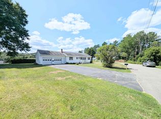 58 Crestwood Dr, St Johnsbury, VT 05819