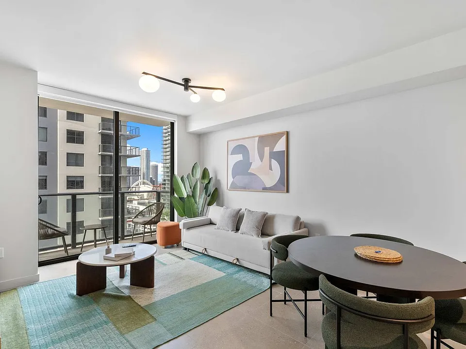 11 NE 6th St #22-ID1515070P