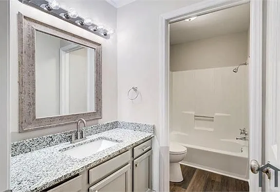 1784 Ebenezer Rd — Photo 1