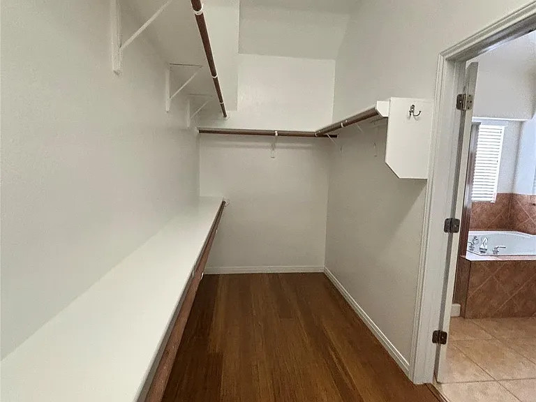 2412 Tivoli Dr — Photo 12