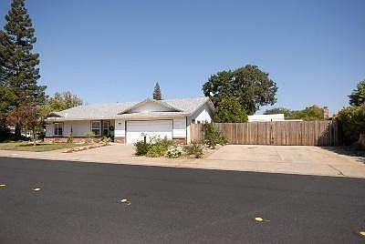 1st image of 1525 Meadowlark Way
