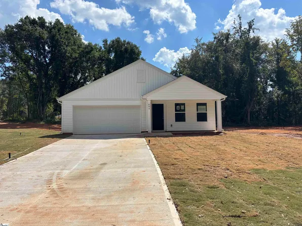 884 Powers Rd, Laurens, SC 29360