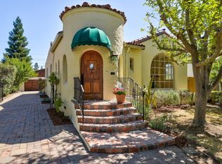 135 Iris St, Redwood City, CA 94062