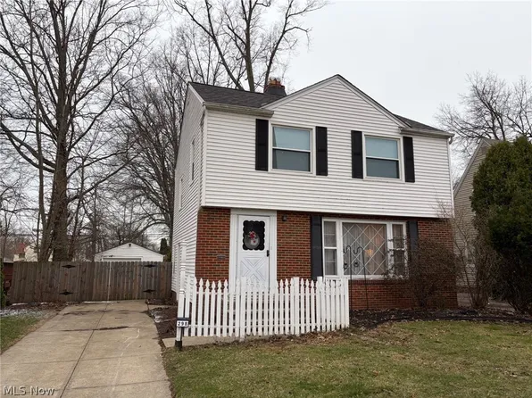 298 E 270th St, Euclid, OH 44132