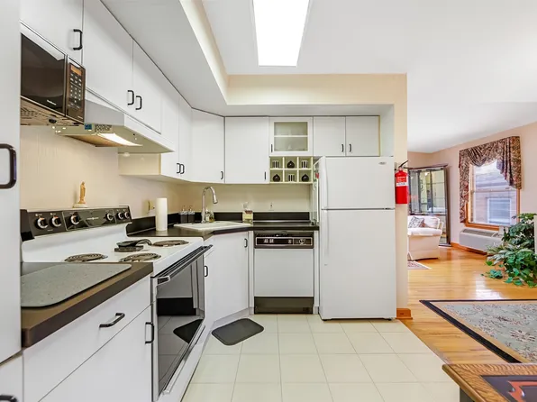 416 68th St APT 12, Guttenberg, NJ 07093