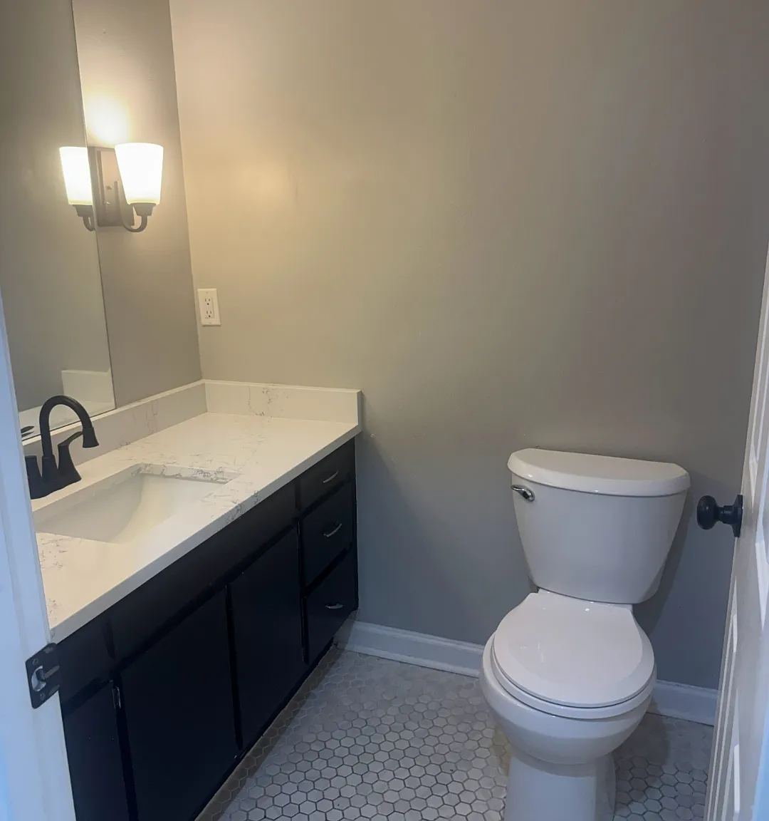 3 bed, 1708 sqft, $2,200 — Photo 4