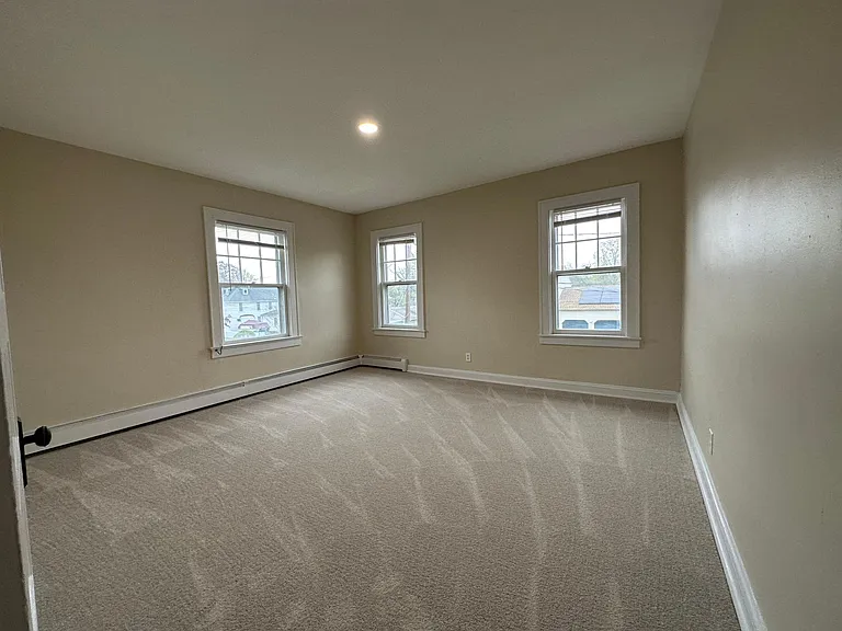 275 Kilcourse St #4 — Photo 10