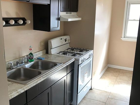 3rd image of 14523 Van Buren St APT 2E