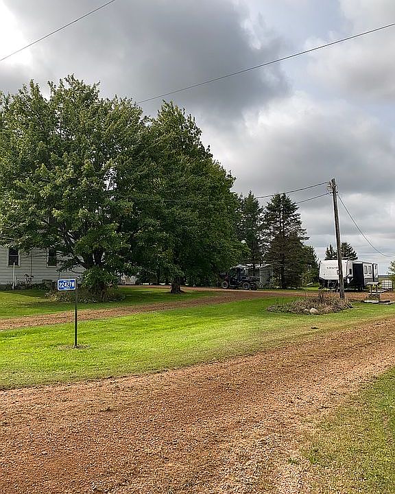 1st image of 224278 Pioneer Dr