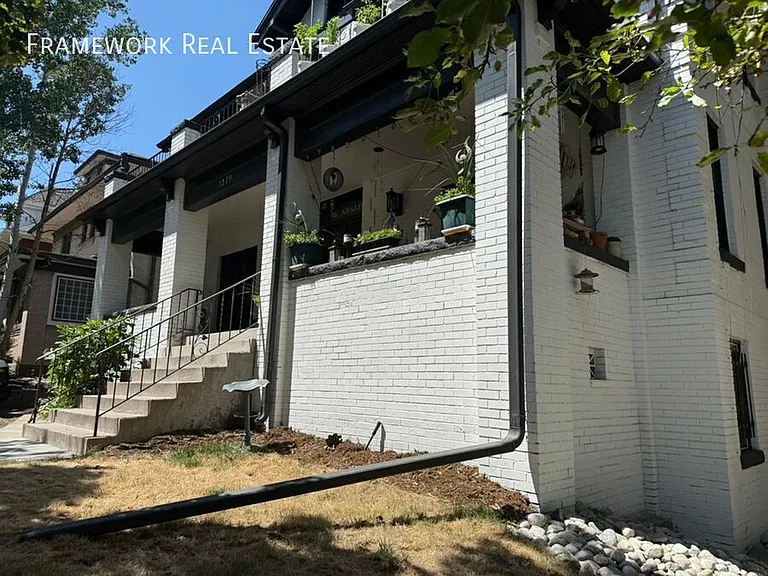 1379 Detroit St #3 — Photo 13