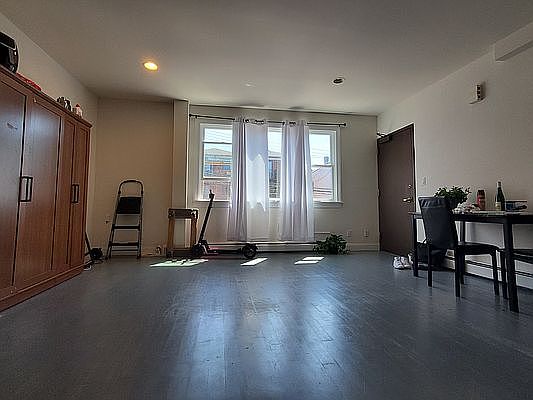 5th image of 31-22 46th St #2