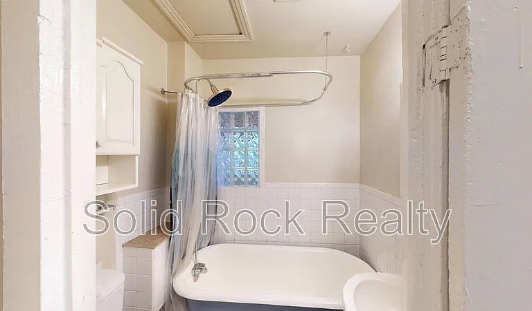 511 E Platte Ave #1 — Photo 8